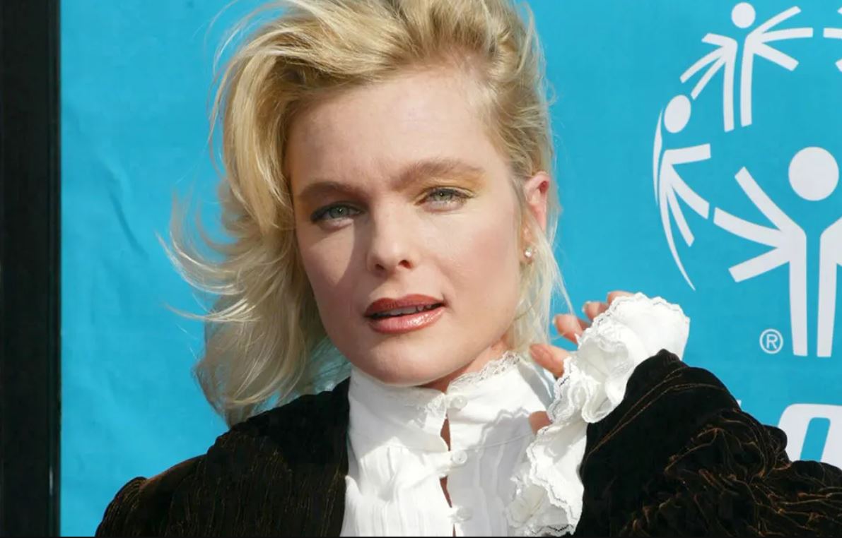 Erika Eleniak Phone Number, Fanmail Address and Contact Details