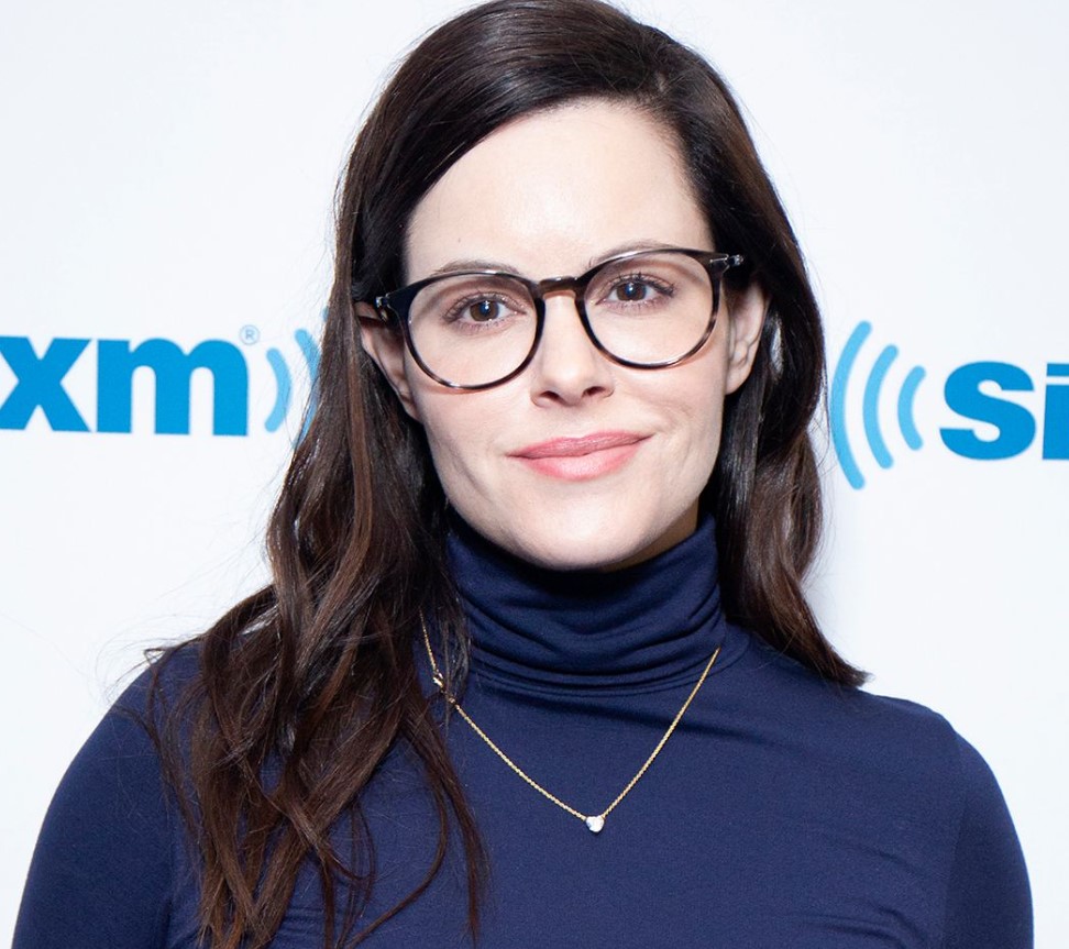 Emily Hampshire Phone Number, Fanmail Address and Contact Details