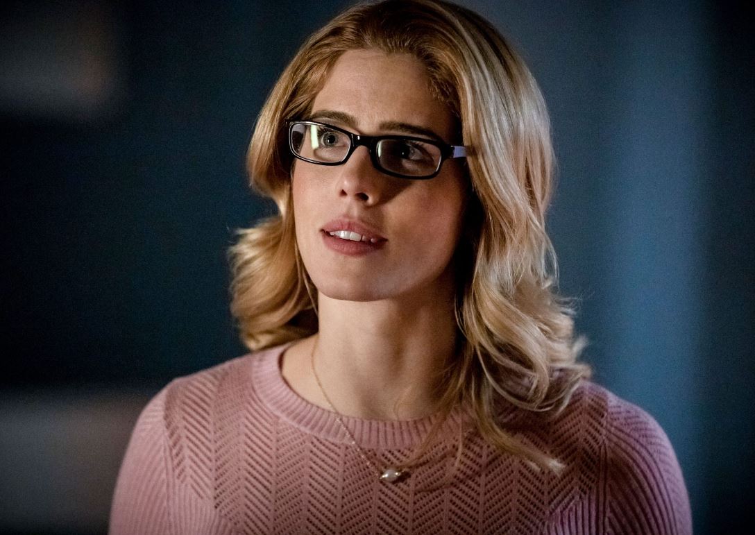Emily Bett Rickards Phone Number, Fanmail Address and Contact Details