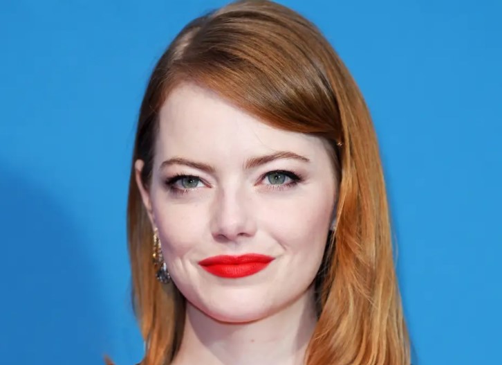 Emma Stone Phone Number, Fanmail Address and Contact Details
