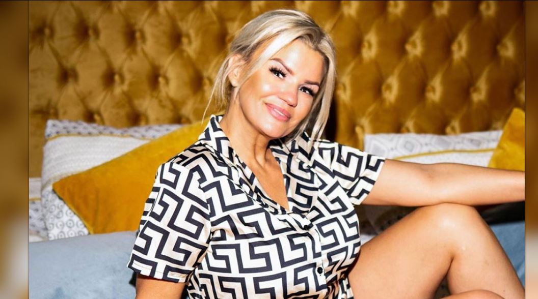 Kerry Katona Phone Number, Fanmail Address and Contact Details